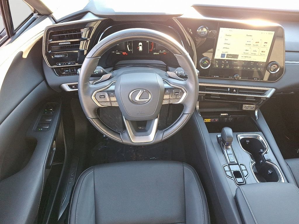 Used 2025 Lexus RX 350 Premium AWD/4WD image 12