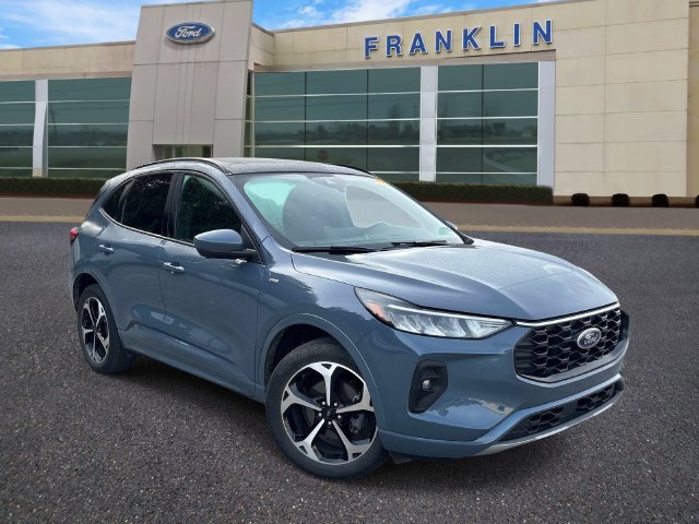 Used 2024 Ford Escape ST-Line Select w/ Tech Pack #2 AWD/4WD image 1