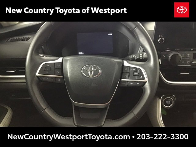 Used 2024 Toyota Grand Highlander XLE image 11