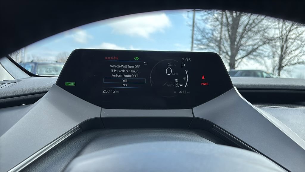 Used 2024 Toyota Prius XLE image 16