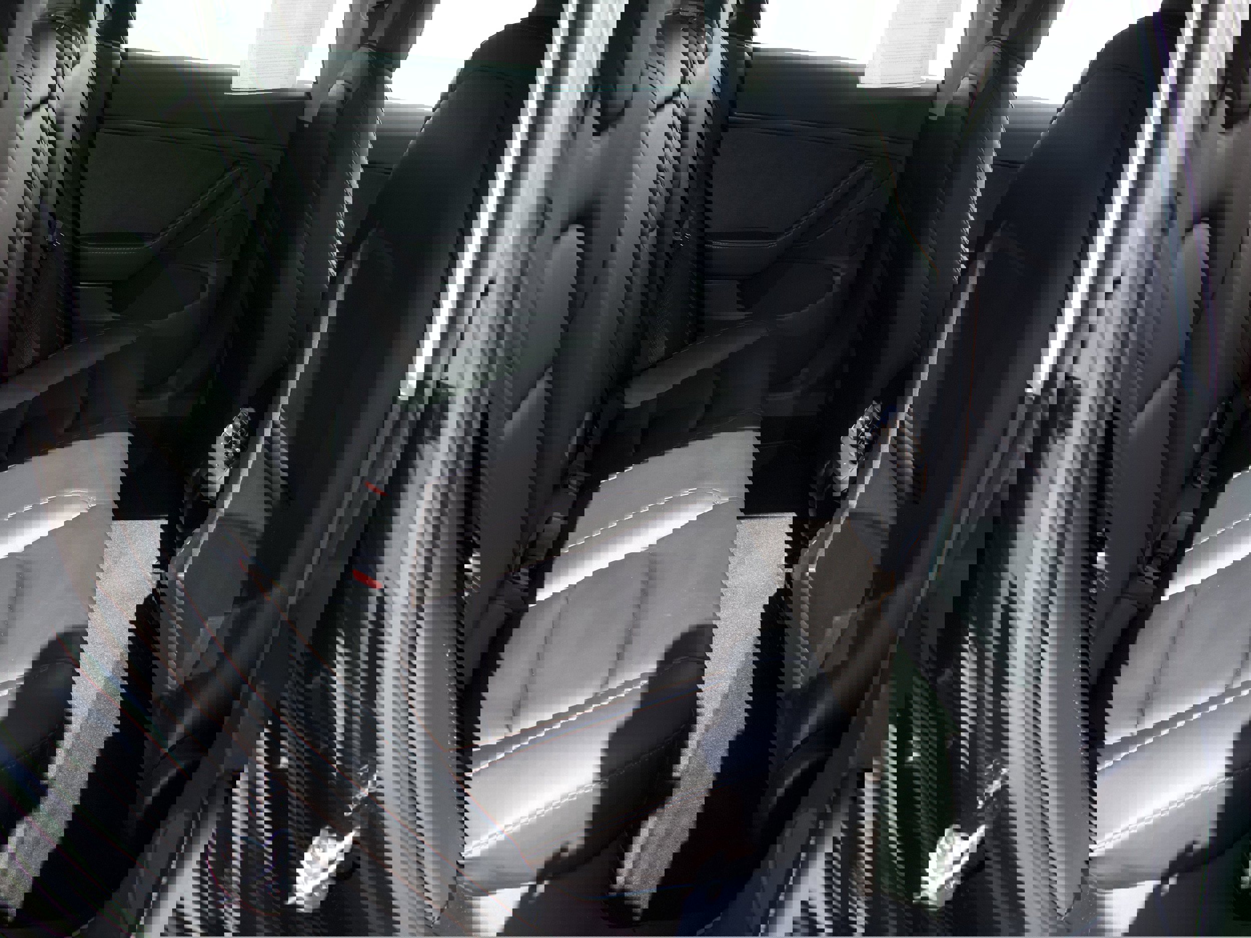 Used 2022 Tesla Model 3 Long Range image 29