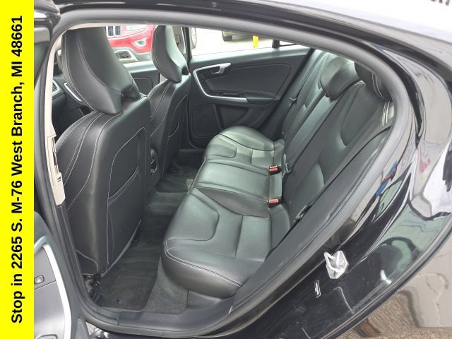Used 2018 Volvo S60 T5 Dynamic w/ Vision Package FWD image 31