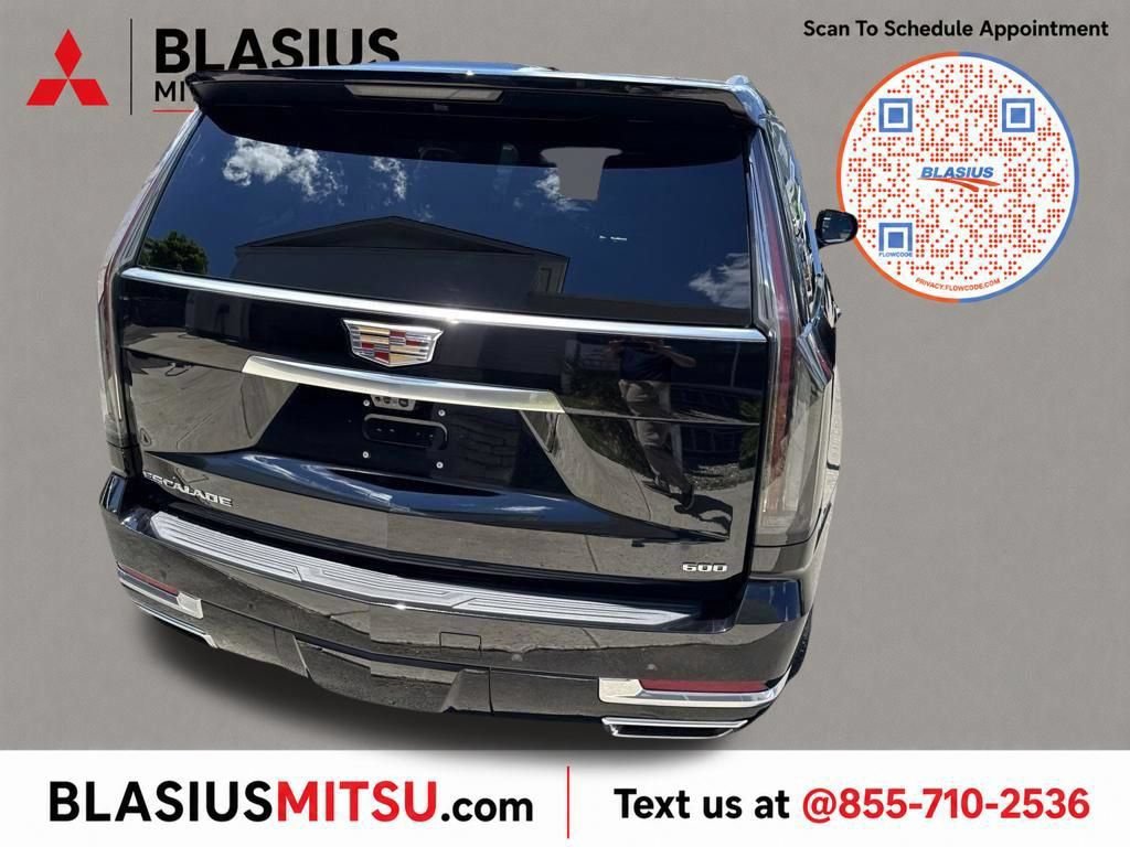 Used 2026 Cadillac Escalade Luxury AWD/4WD image 13