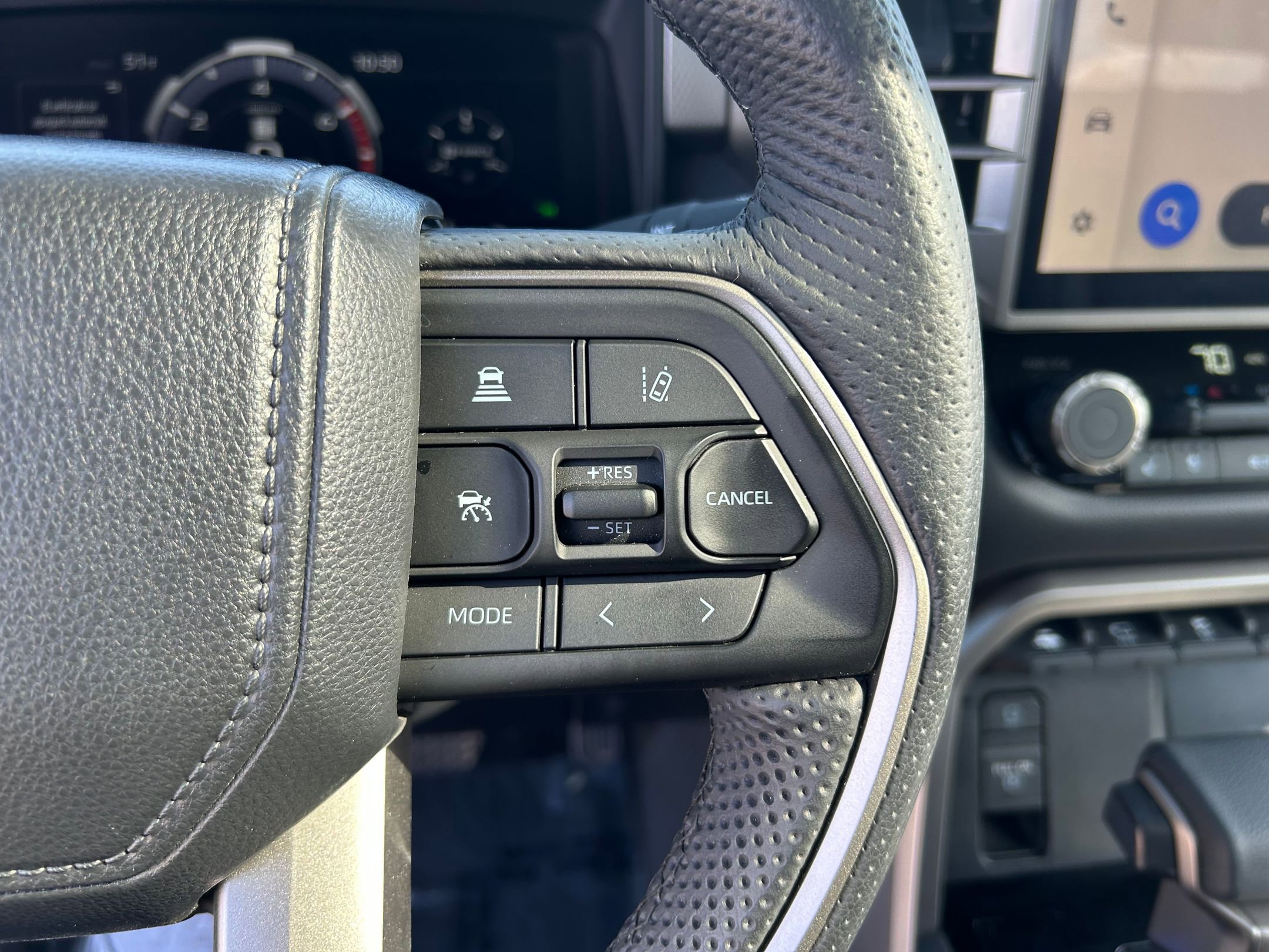 Used 2025 Toyota Tundra Limited image 14