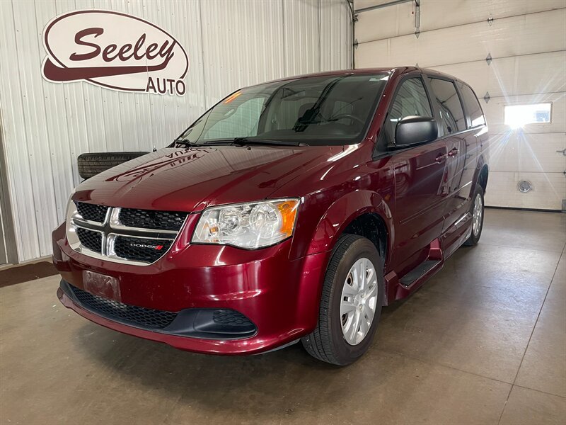 Used 2017 Dodge Grand Caravan SE w/ Power Window Group FWD image 5
