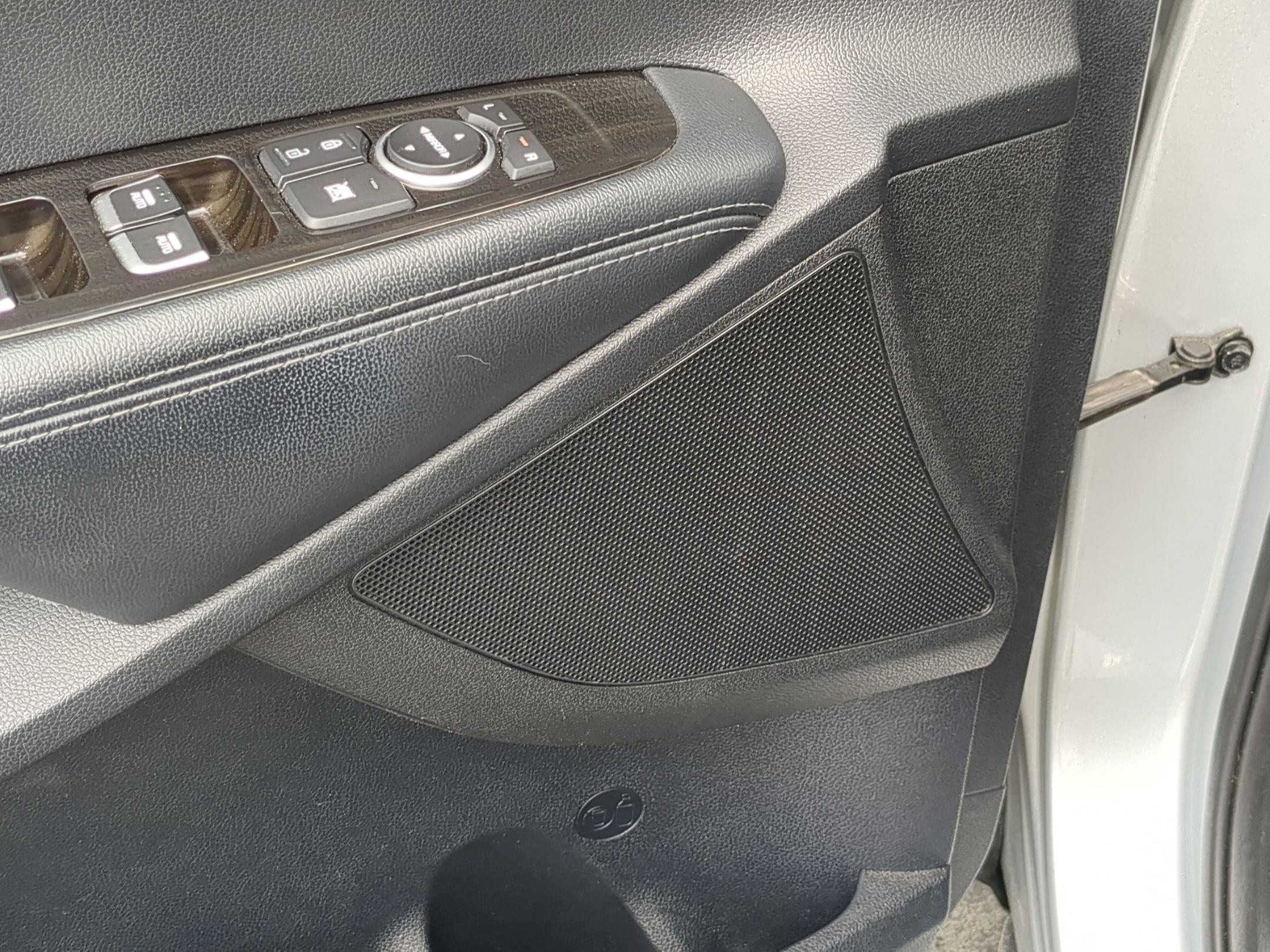 Used 2019 Kia Sorento LX V6 image 15