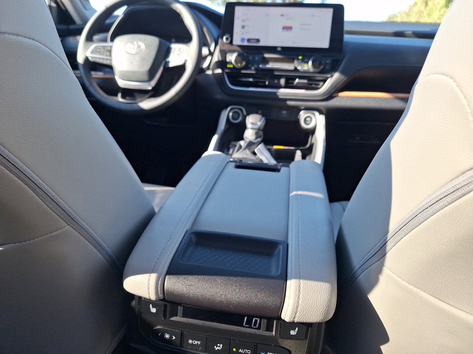 Used 2026 Toyota Grand Highlander FWD image 31