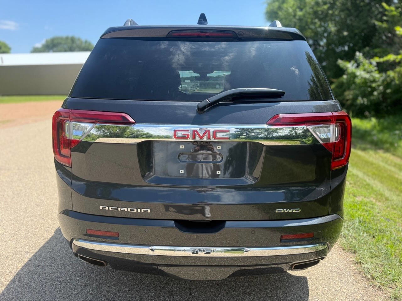 Used 2023 GMC Acadia Denali w/ Denali Ultimate Package image 5