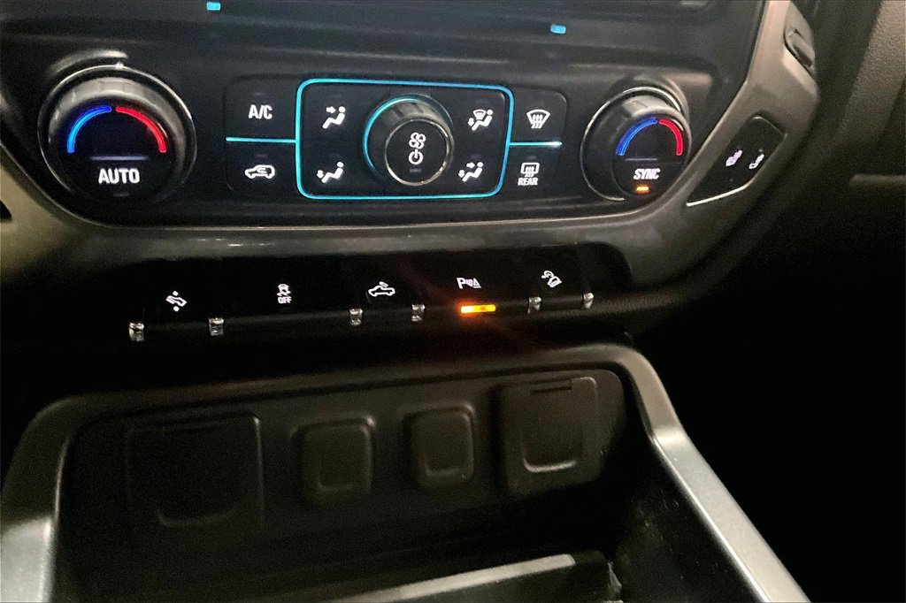 Used 2017 Chevrolet Silverado 1500 LT image 16