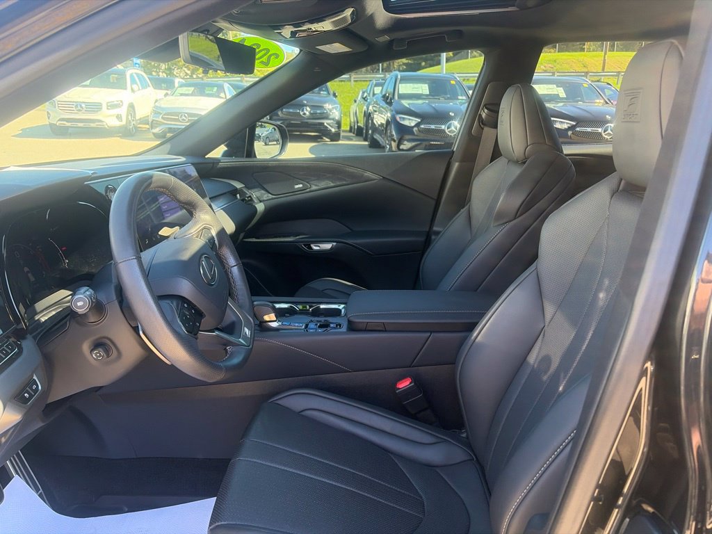 Used 2024 Lexus RX 350 F Sport w/ Convenience Package AWD/4WD image 10