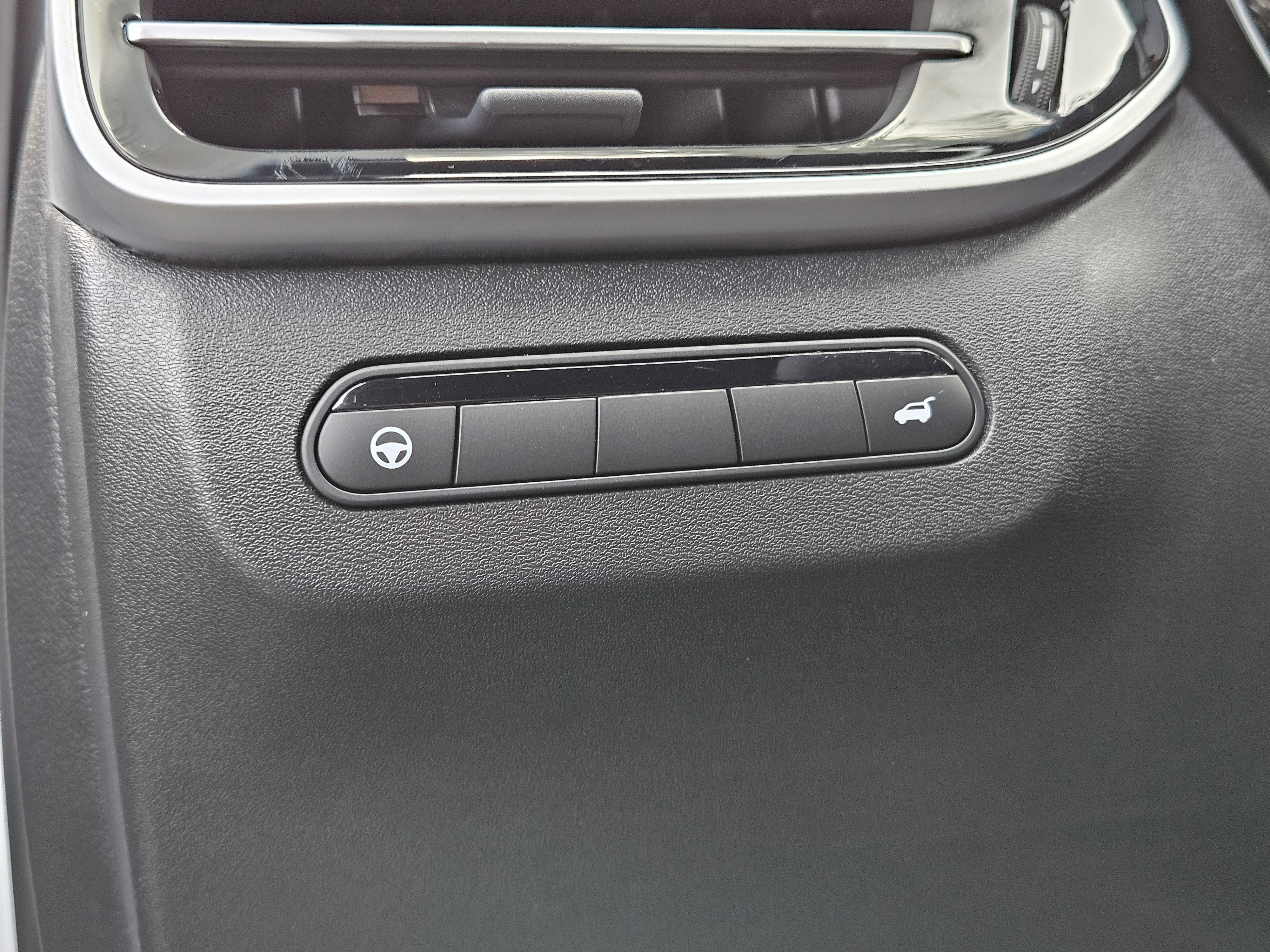 New 2026 INFINITI QX60 Luxe w/ Dark Cargo Package image 22