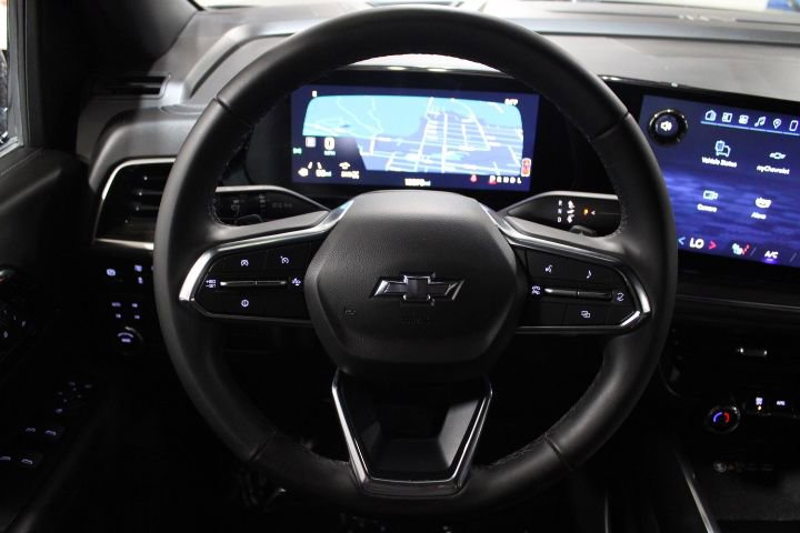 Certified 2025 Chevrolet Suburban Z71 image 35