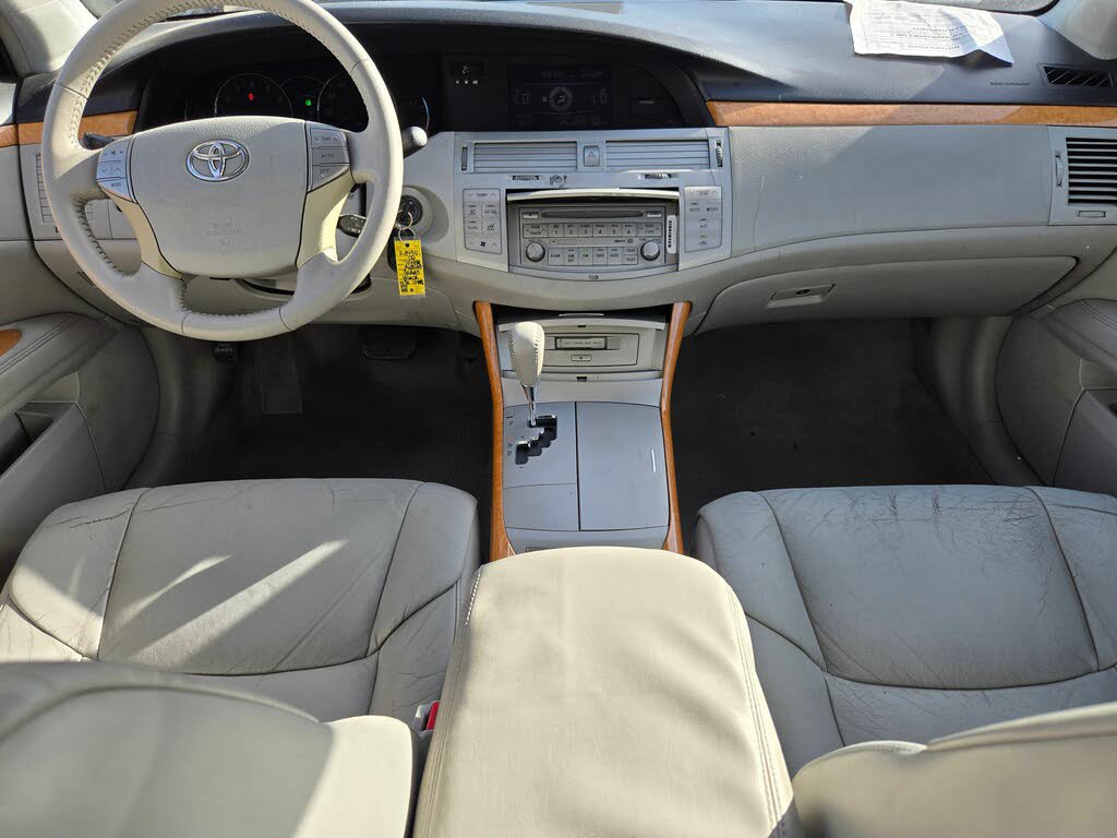 Used 2006 Toyota Avalon XLS FWD image 20