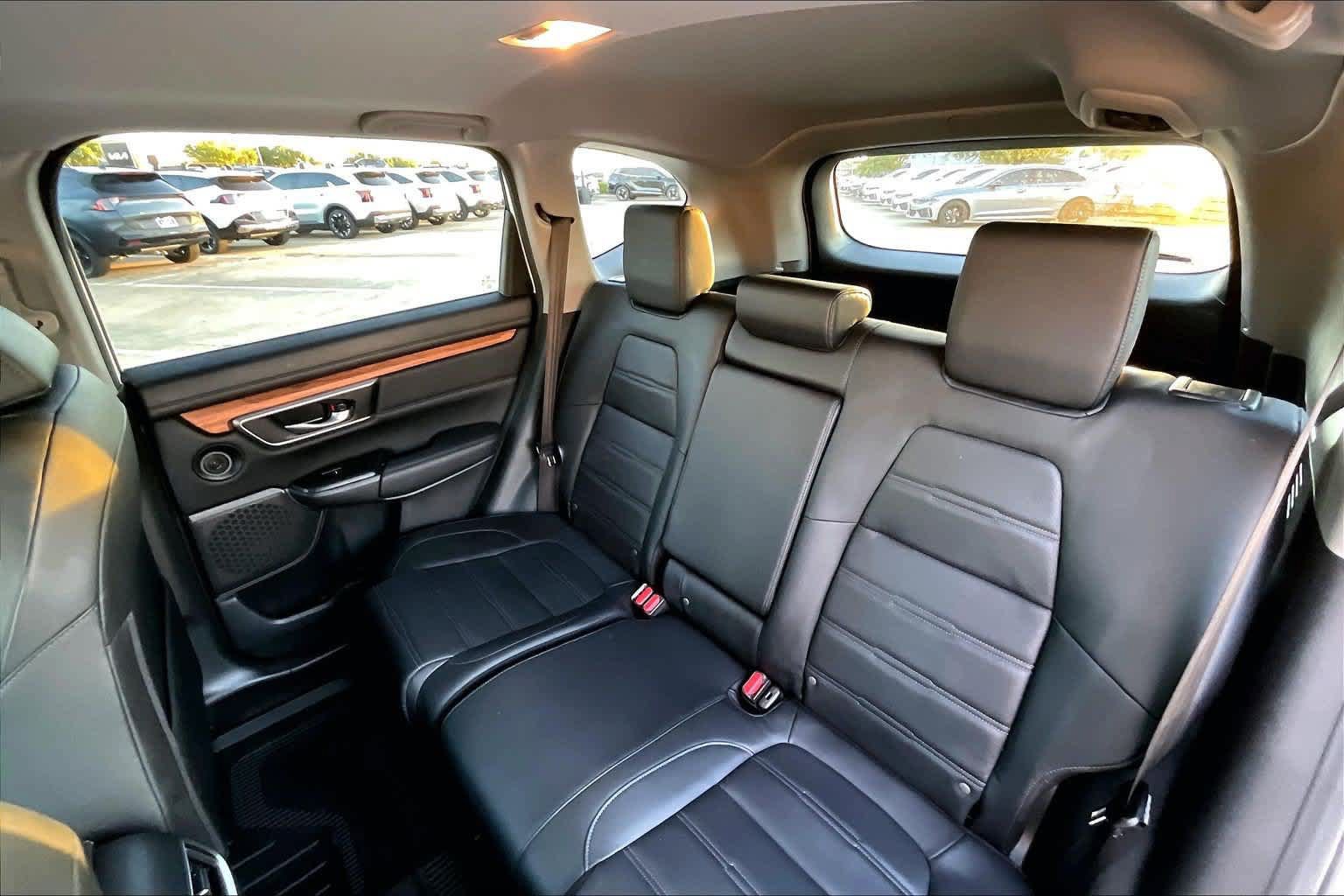 Used 2020 Honda CR-V Touring image 28