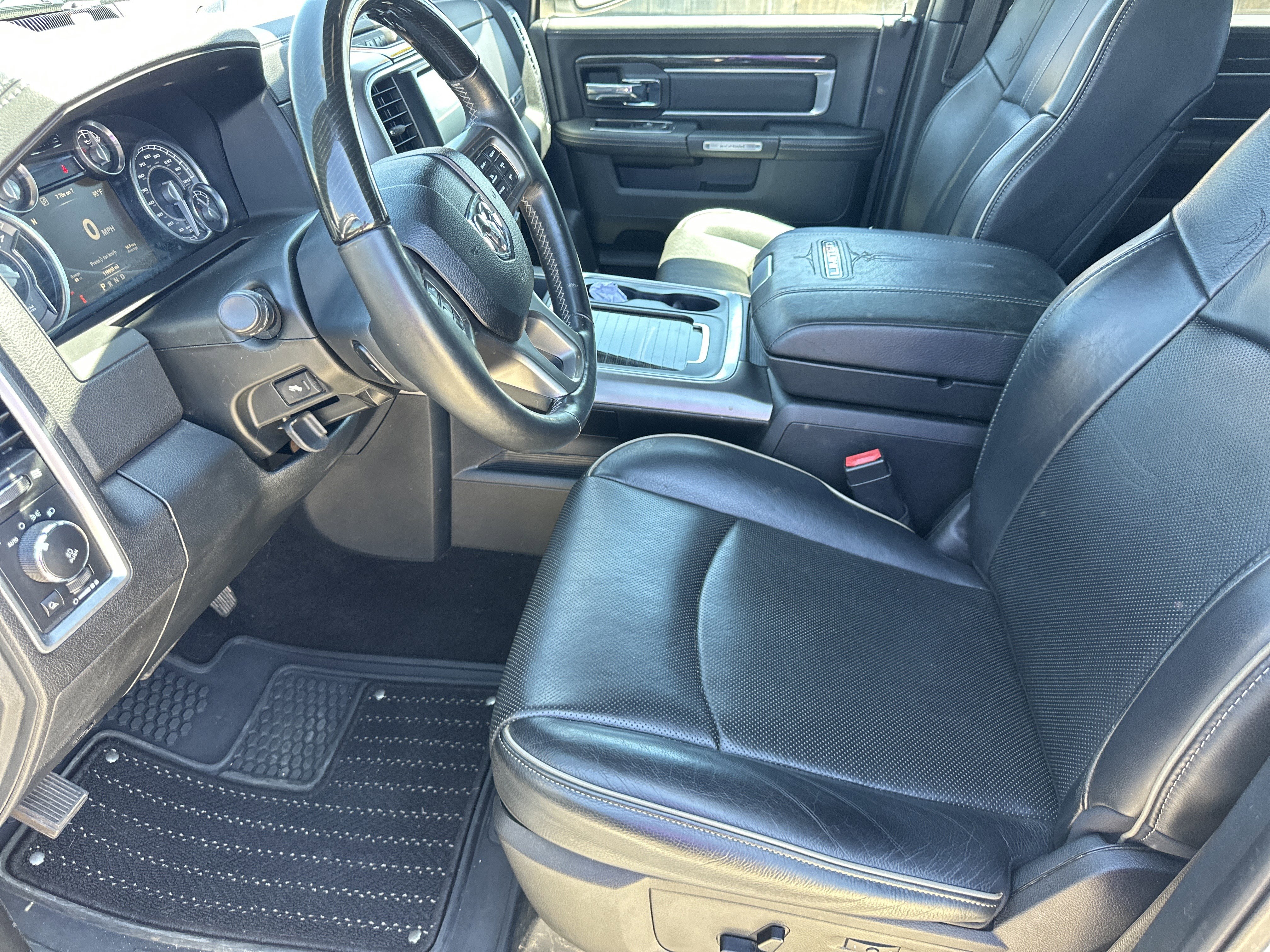 Used 2017 RAM 1500 Limited AWD/4WD image 10