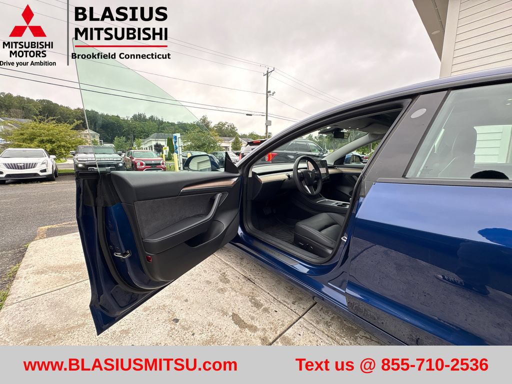 Used 2022 Tesla Model 3 Long Range AWD/4WD image 14