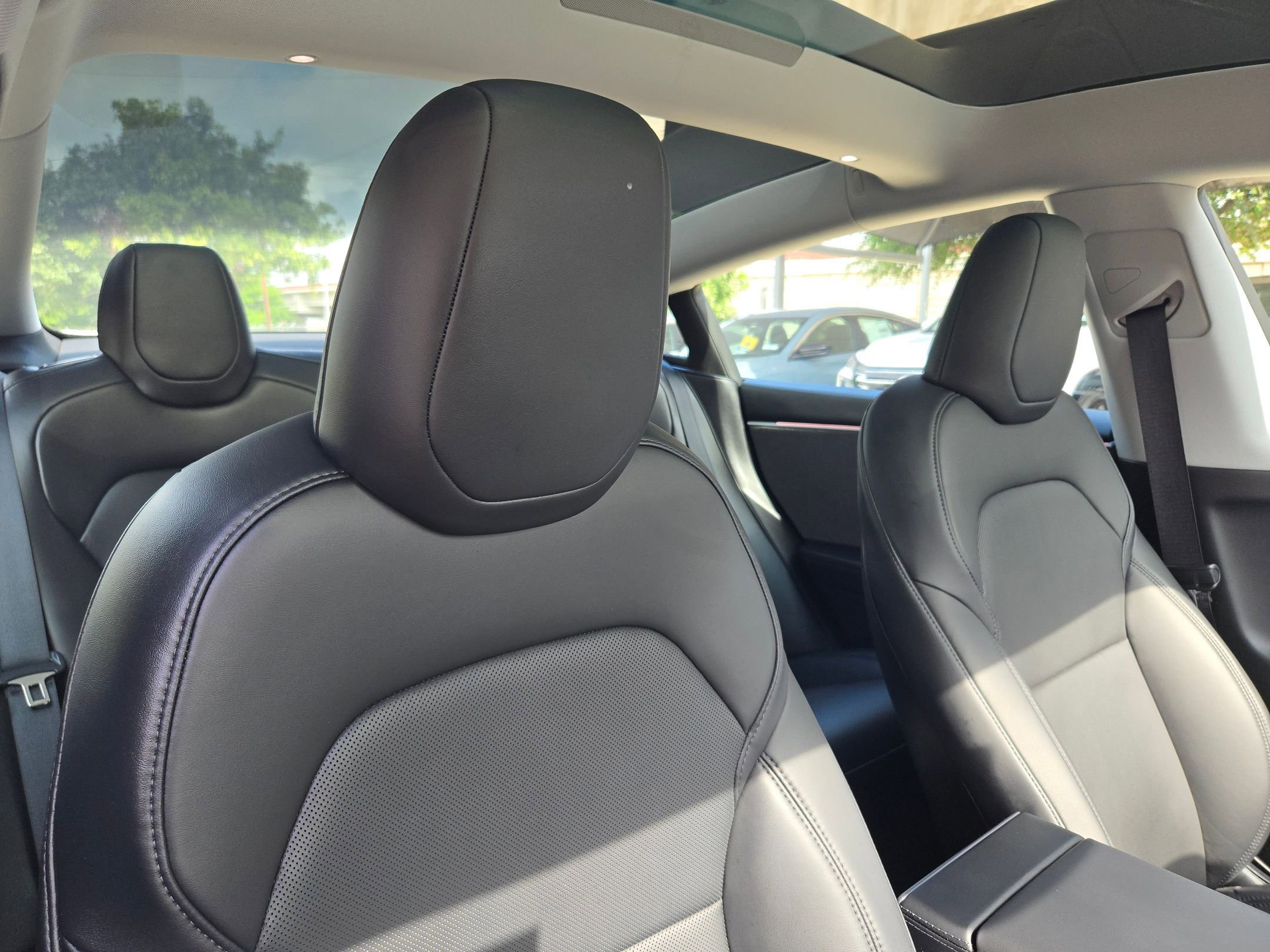 Used 2025 Tesla Model 3 Long Range image 30