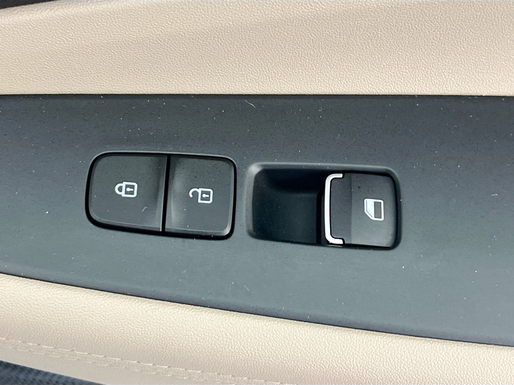 Used 2023 Hyundai Santa Fe SE FWD image 30
