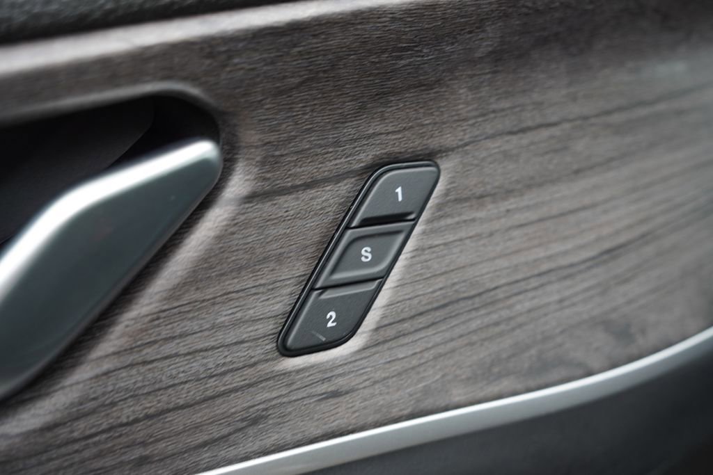 Used 2022 Jeep Grand Cherokee Limited 4xe image 24