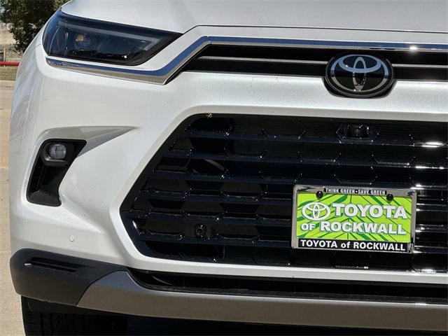 New 2026 Toyota Grand Highlander Platinum image 7
