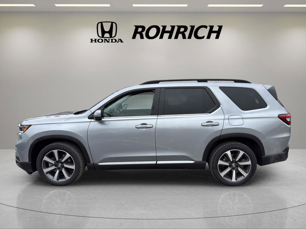 Used 2023 Honda Pilot Elite image 8