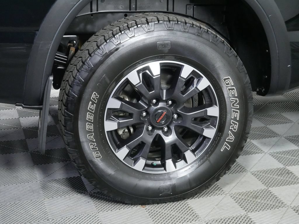 Used 2021 Nissan Titan PRO-4X w/ Pro-4x Convenience Package AWD/4WD image 10