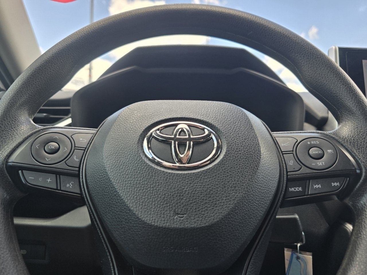 Certified 2023 Toyota RAV4 LE FWD image 22