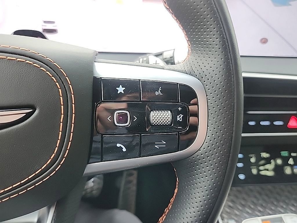 Certified 2026 Genesis GV70 3.5T Sport Prestige AWD/4WD image 12