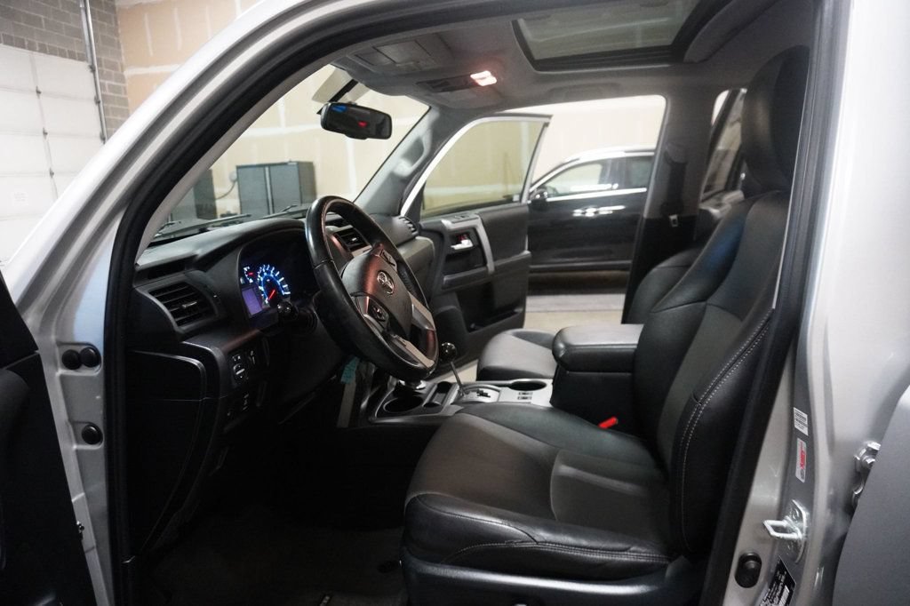 Used 2016 Toyota 4Runner SR5 Premium AWD/4WD image 9
