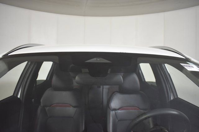 Certified 2025 Nissan Kicks SR image 33