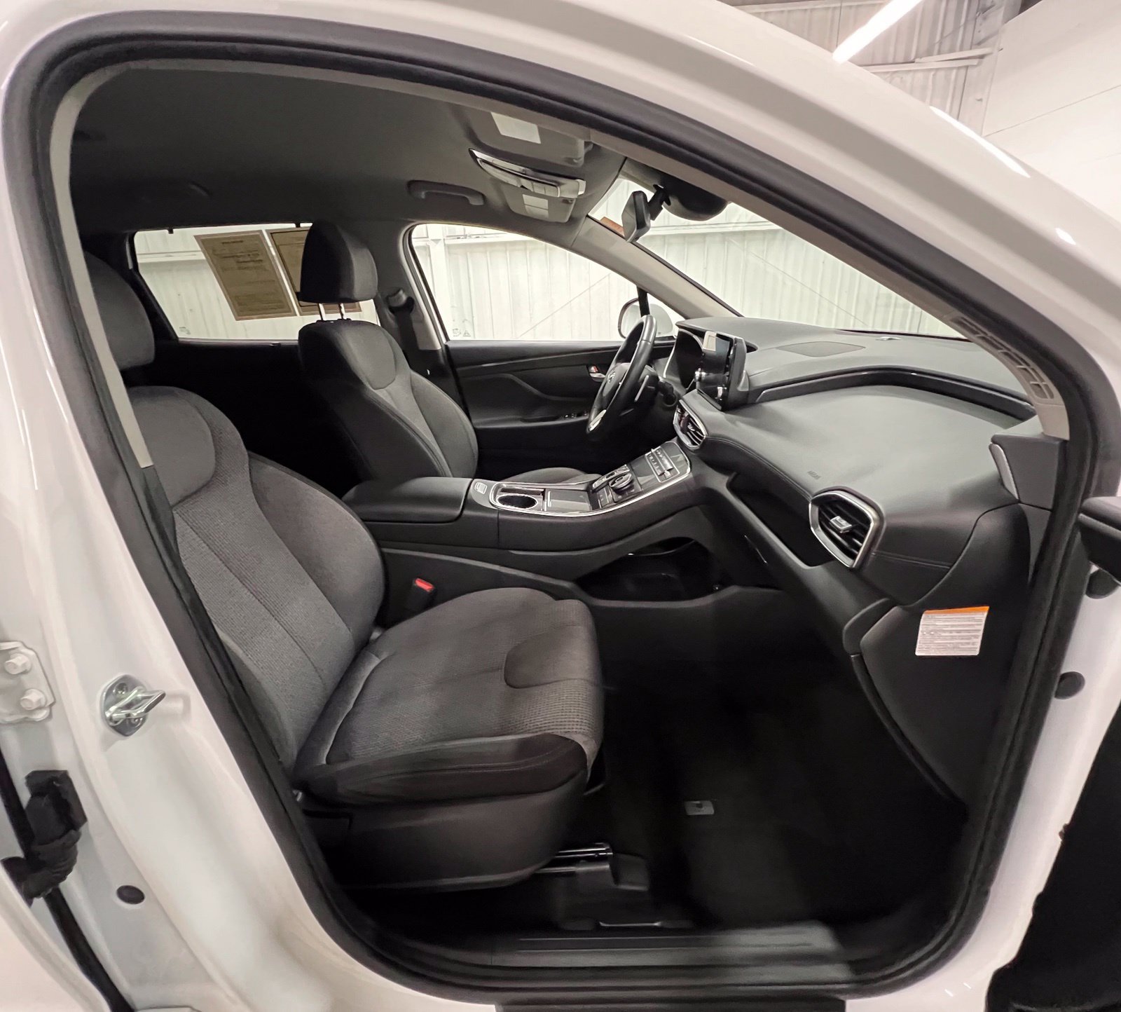 Used 2022 Hyundai Santa Fe Blue AWD/4WD image 18