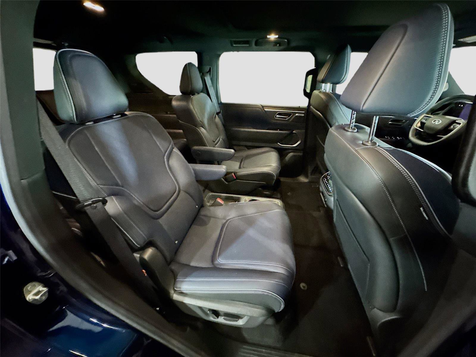 Used 2026 INFINITI QX80 Luxe image 13