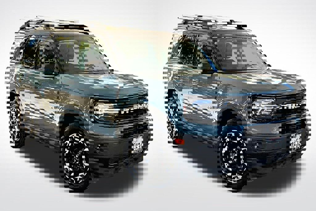 Used 2022 Ford Bronco Sport Outer Banks w/ Tech Package image 12