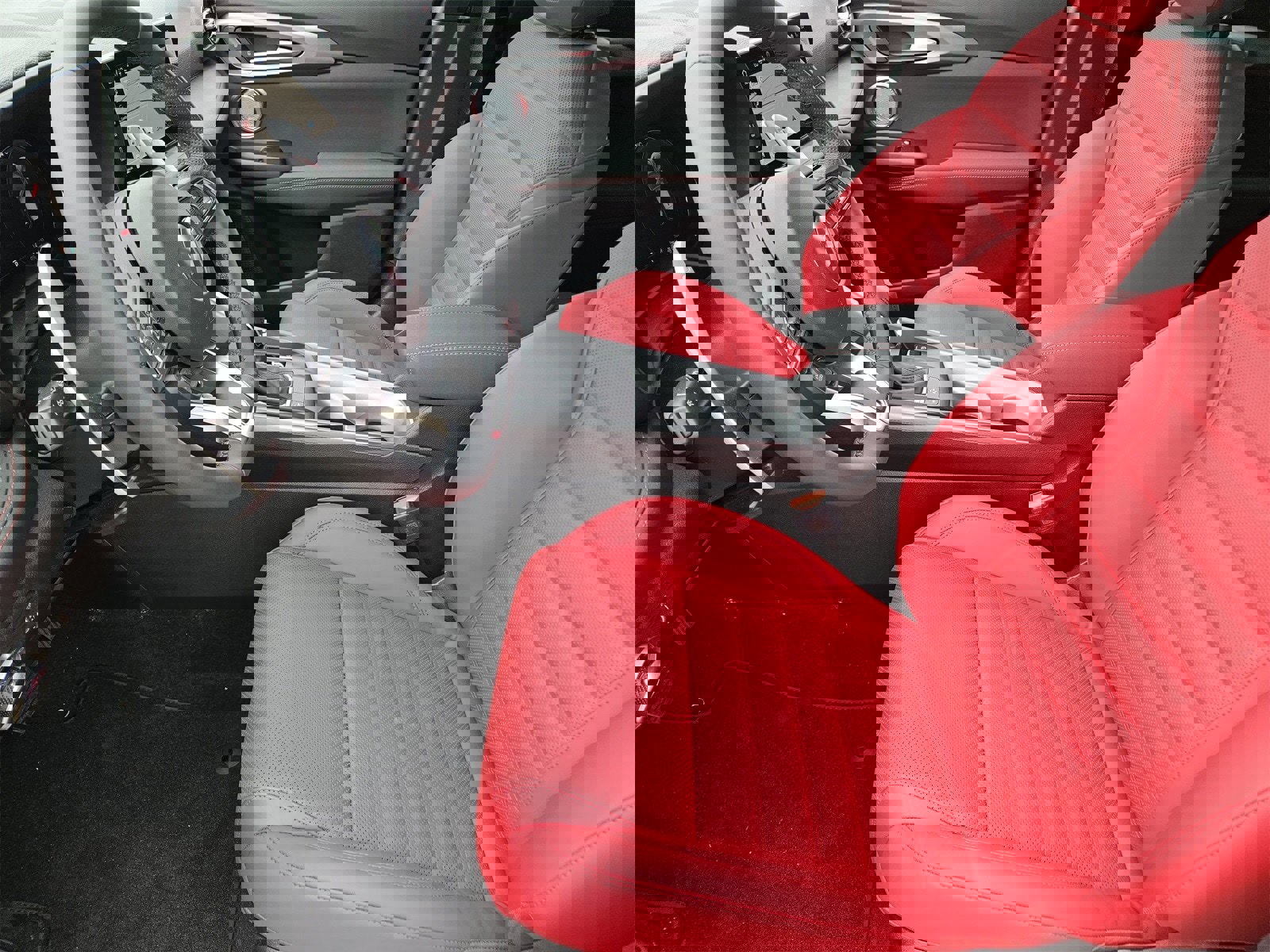 New 2025 Dodge Hornet R/T image 14