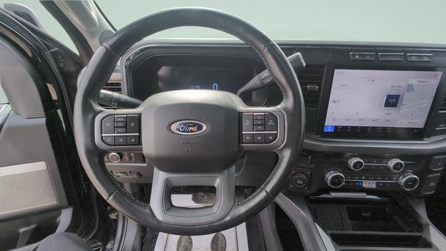 Used 2024 Ford F250 Lariat w/ Sport Appearance Package image 27