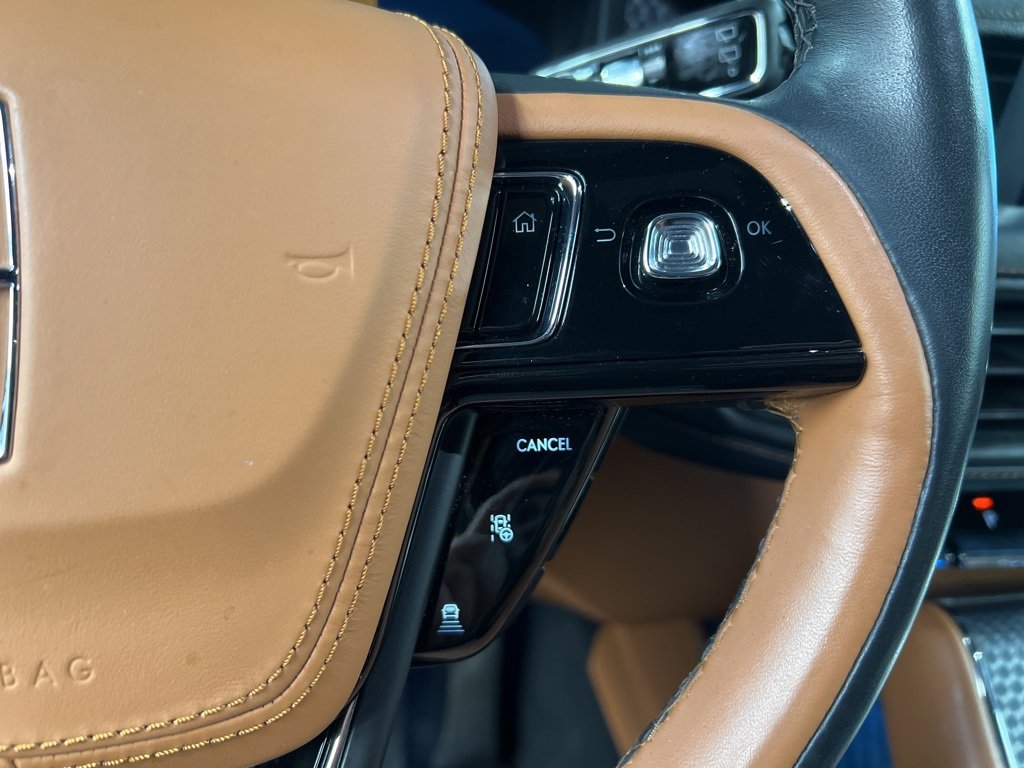 Certified 2023 Lincoln Aviator Black Label w/ Jet Package image 17