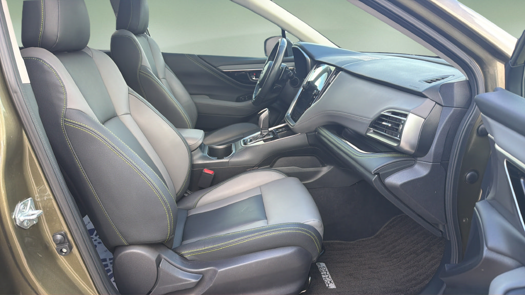Used 2024 Subaru Outback Onyx Edition AWD/4WD image 26