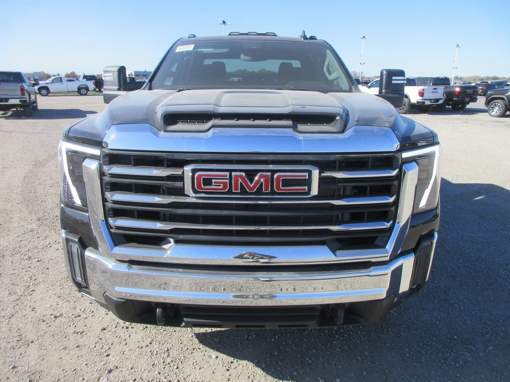 New 2026 GMC Sierra 3500 SLE image 12