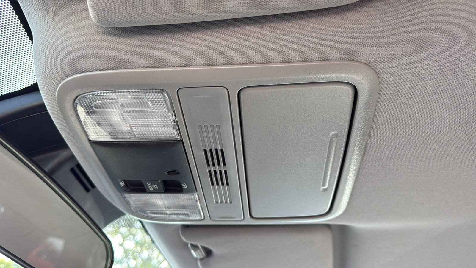 Used 2021 Honda Pilot EX image 27