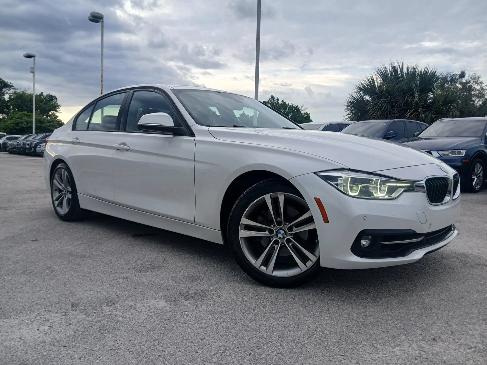 Used 2016 BMW 328i Sedan RWD image 3