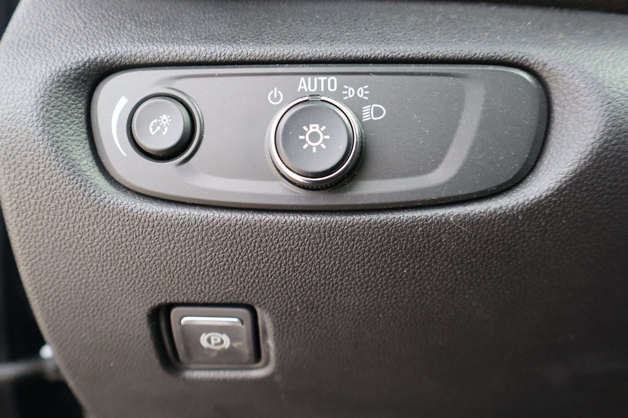 Used 2023 Chevrolet Blazer LT FWD image 14