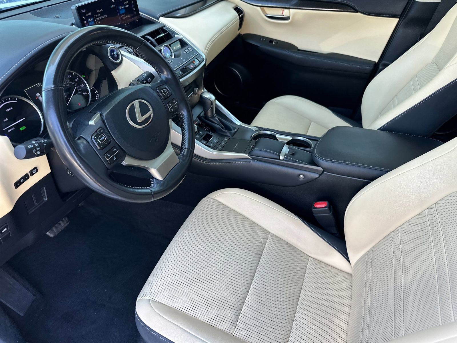 Used 2020 Lexus NX 300h AWD w/ Premium Package image 10