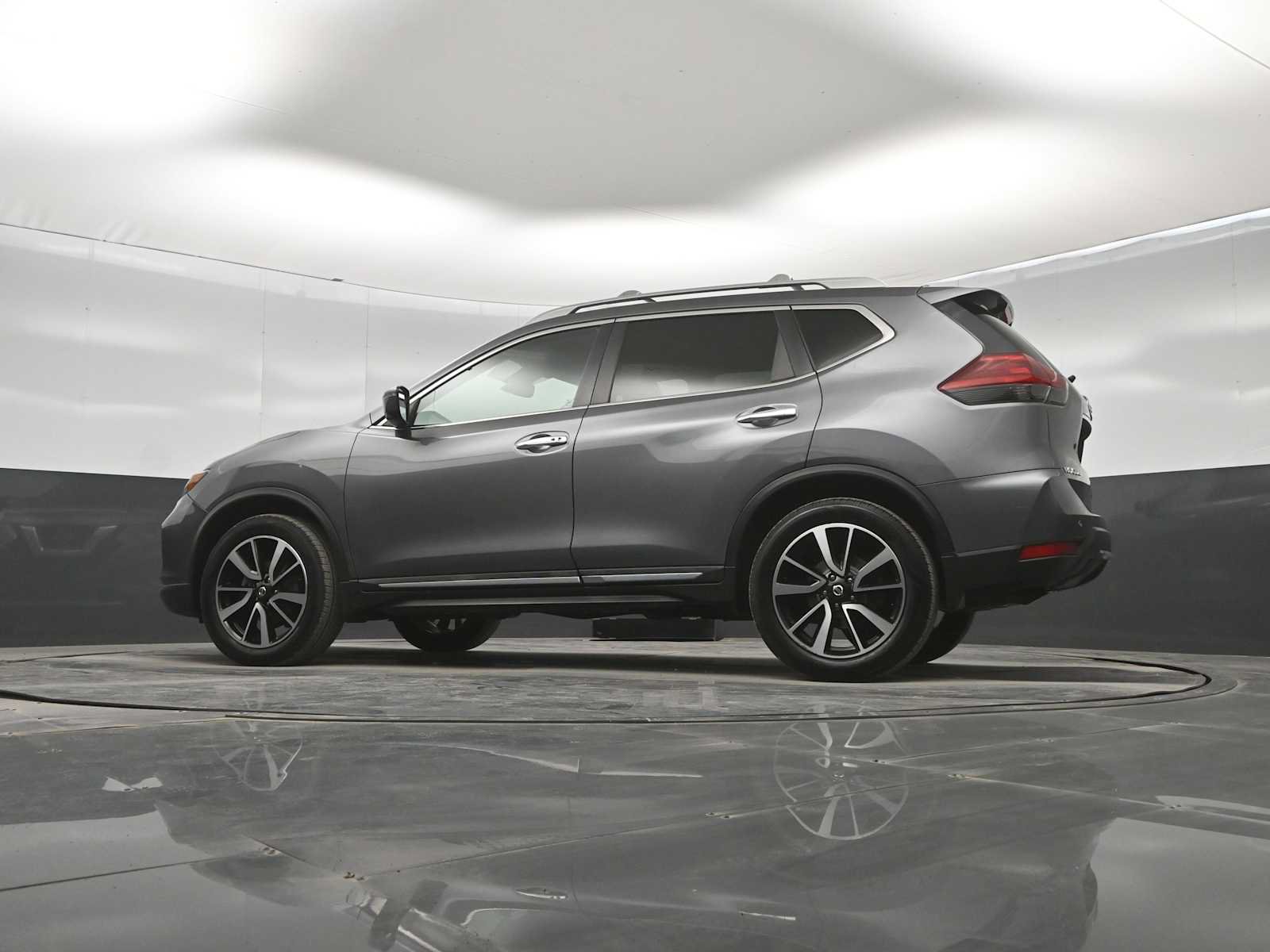 Used 2019 Nissan Rogue SL w/ Premium Package AWD/4WD image 31