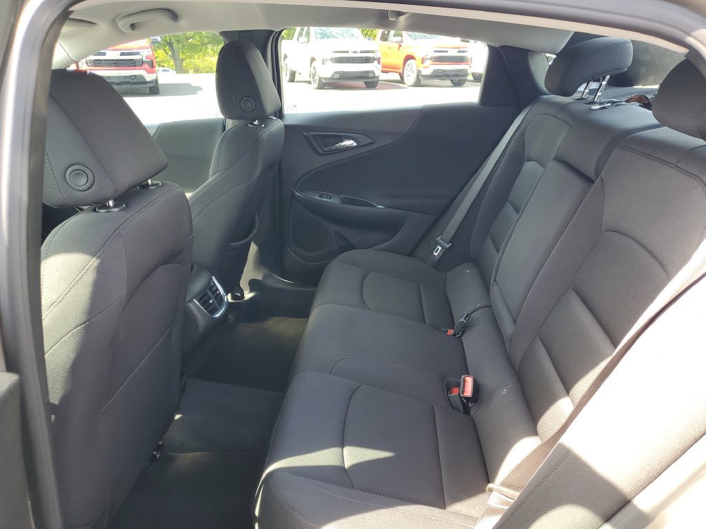 Used 2024 Chevrolet Malibu LT FWD image 27