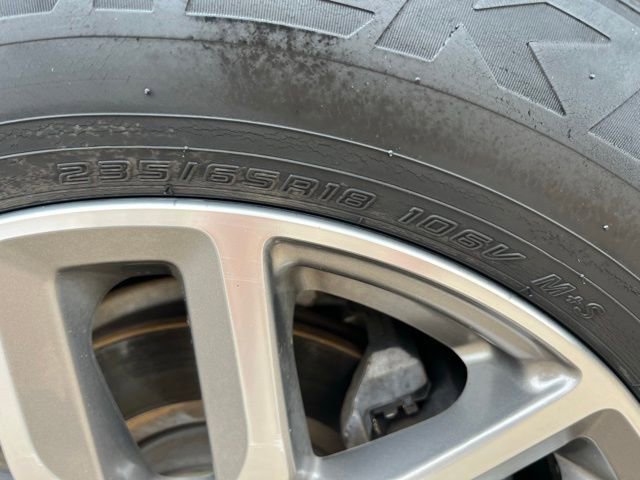 Used 2018 GMC Acadia SLE w/ Driver Alert Package I AWD/4WD image 15