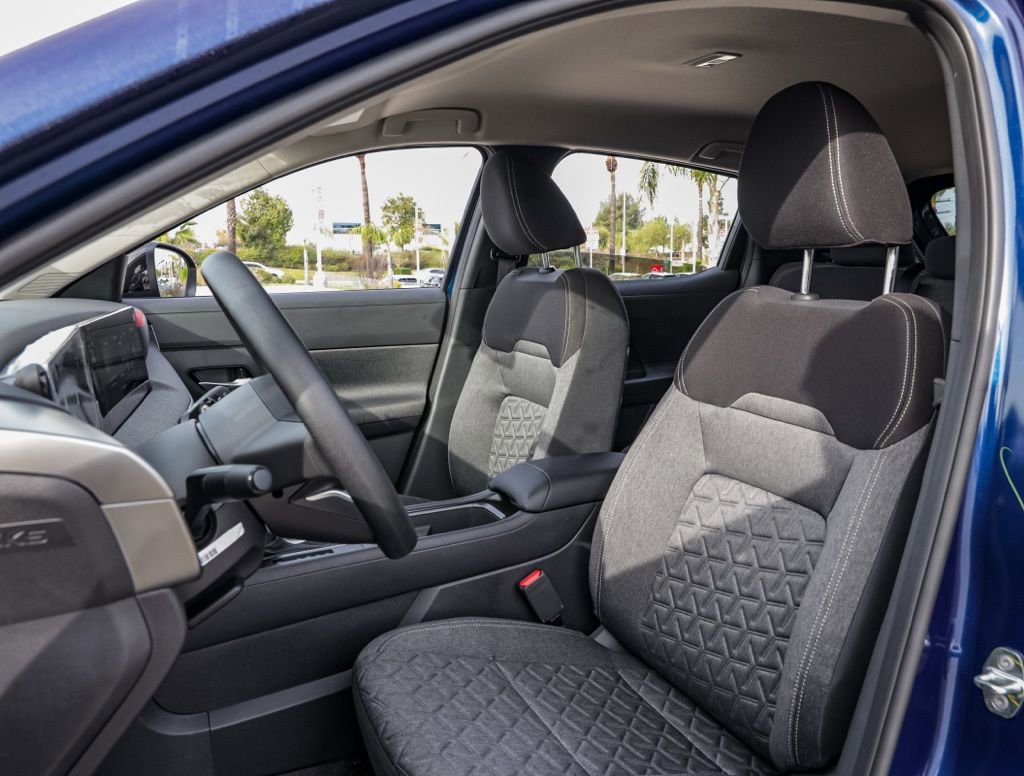 New 2026 Nissan Kicks SV image 17
