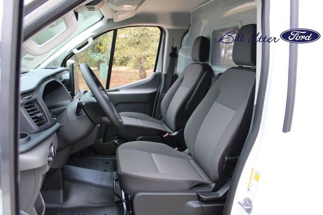 New 2024 Ford E-Transit Low Roof image 11