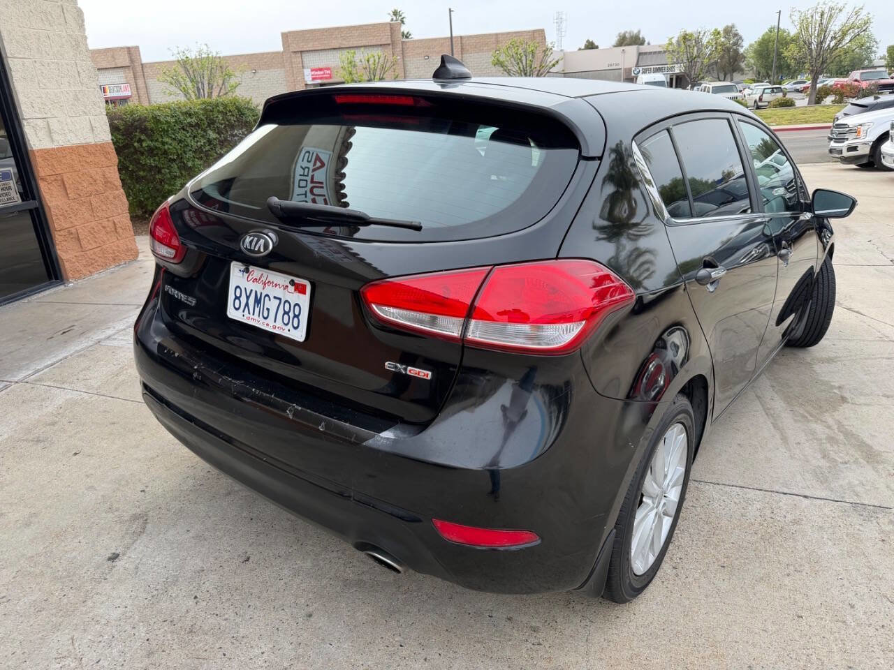 Used 2014 Kia Forte EX image 8