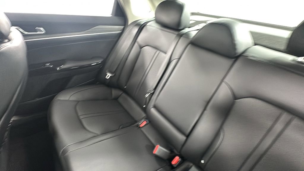 New 2025 Kia K5 EX image 14