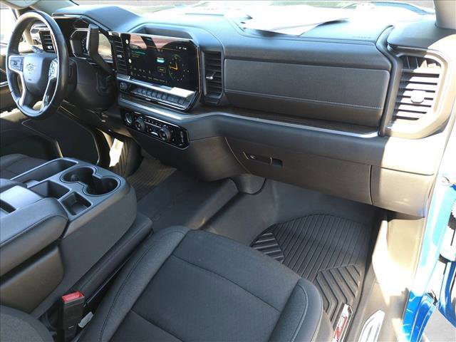 Used 2022 Chevrolet Silverado 1500 LT Trail Boss w/ LPO, Dark Essentials Package image 21